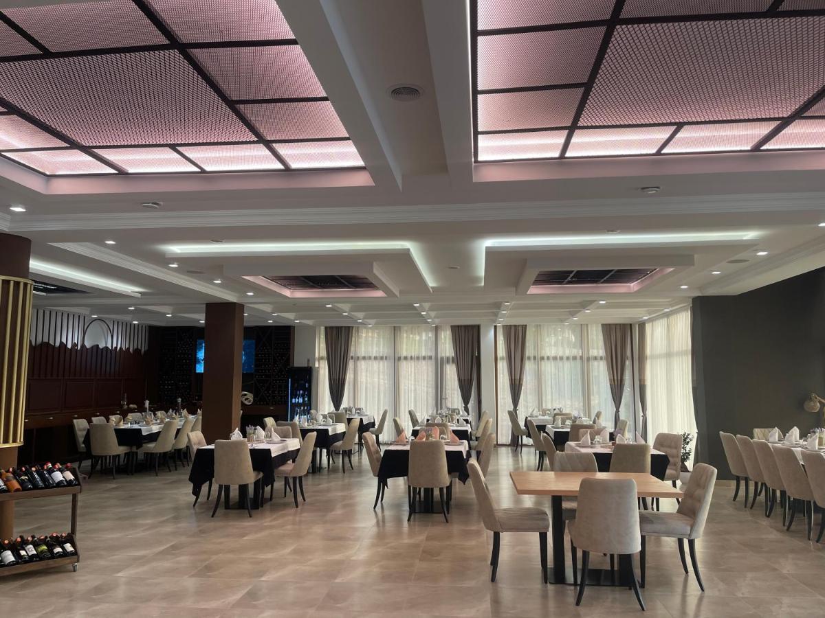 Hotel Dardania Kukes Bagian luar foto